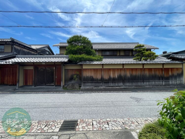 【まるで迷宮】滋賀県、近江商人の街「近江八幡」に建つ豪邸