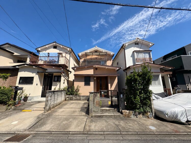 区画整う「右京の里」に建つお手頃中古住宅